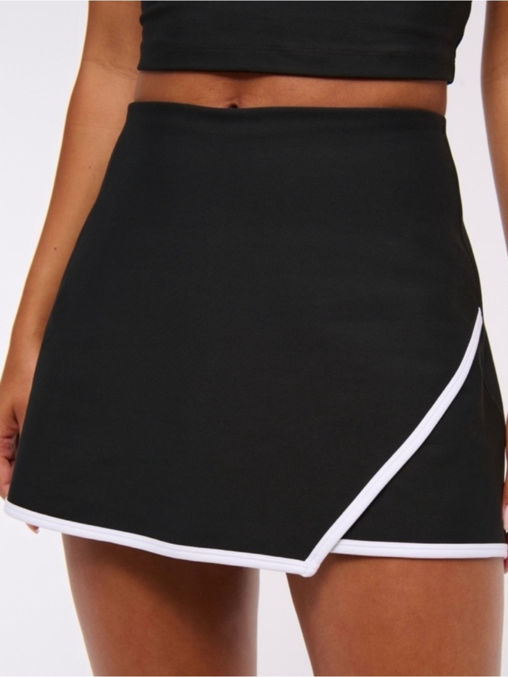 Abercrombie YPB
sculptLUX Lined Wrap Skirt XL